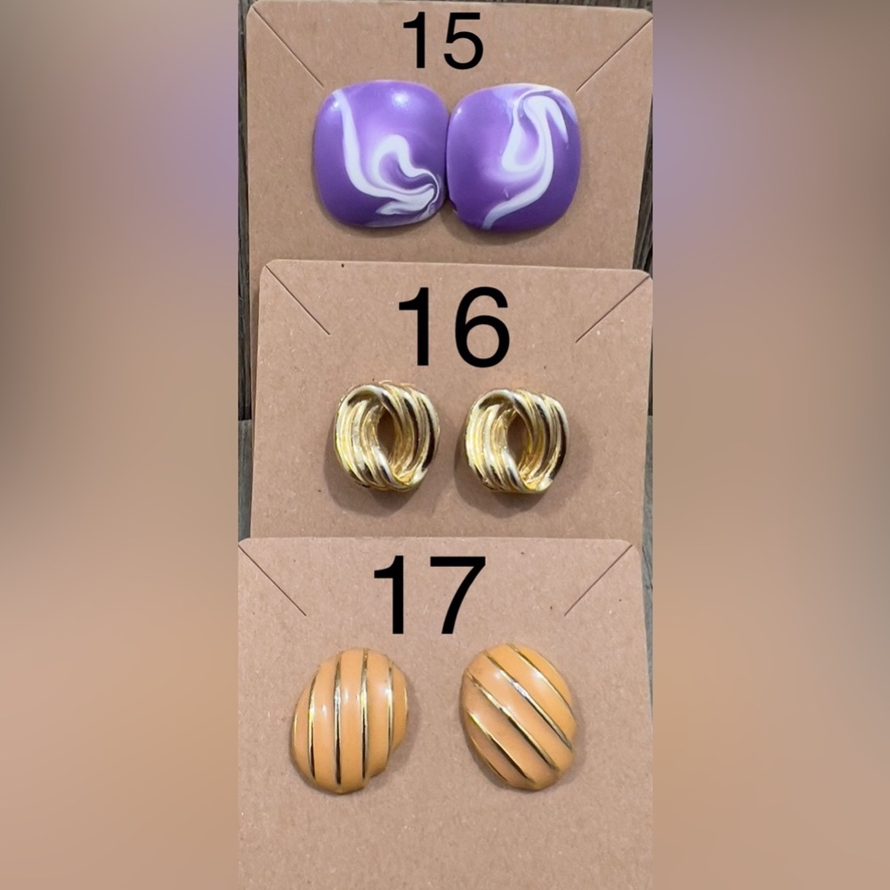 Vintage Earrings EACH SOLD SEPARATELY - Picture 5 of 13